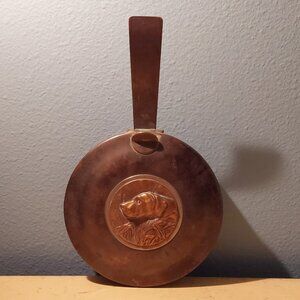 Vintage Silver Crest Bronze crumb catcher with Labrador Retreiver